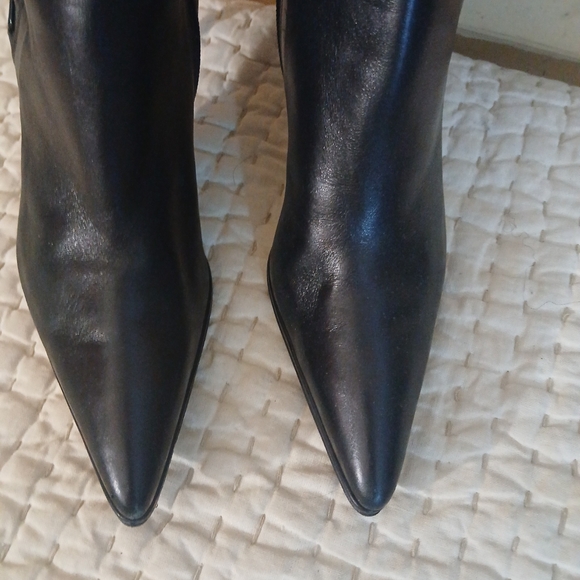 Booties Via Spiga 7.5M..3 inch heel - Picture 2 of 9
